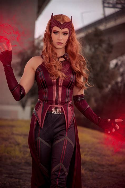 Pin By Nightwing On Cosplay In 2022 Elizabeth Olsen Scarlet Witch