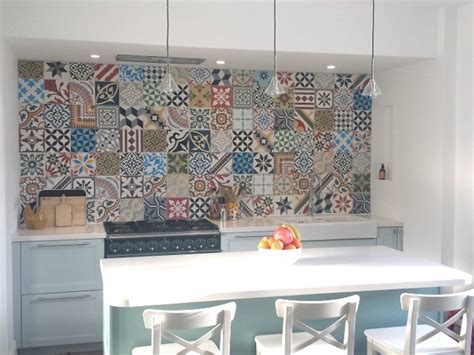 dekorasi dapur ubin  terbaik menampilkan ruang dapur  klasik