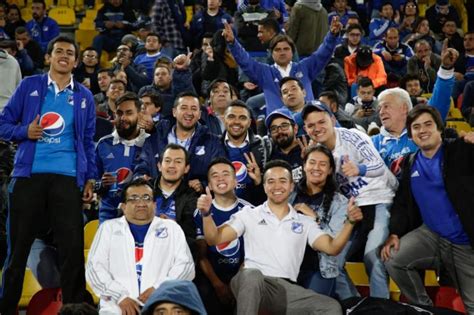 Aug 17, 2021 · pronóstico, cuotas y datos de ayuda en sus apuestas deportivas para millonarios vs. Millonarios vs Alianza Petrolera, fotos de los hinchas en ...