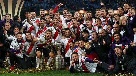 Boca juniors & river plate fans take over madrid ahead of copa libertadores final (photos/video). Finale Copa Libertadores: River Plate l'emporte 3-1 contre ...