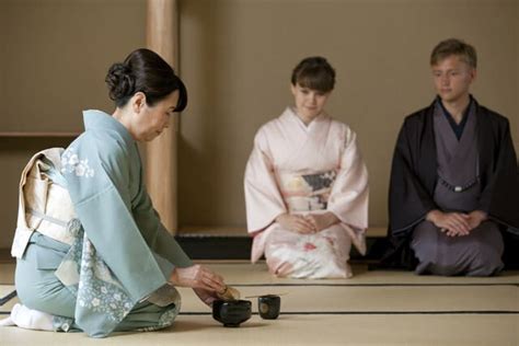 Kimono Tea Ceremony Experiences In Tokyo