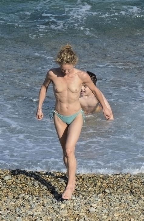 Nude Celebs Beach Celebrity Photos Leaked