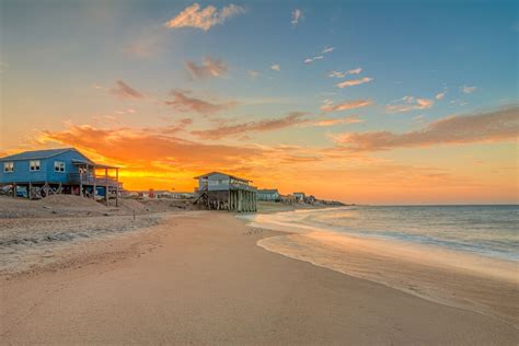25 Best North Carolina Beaches To Visit 2023