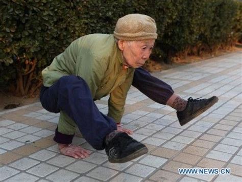 Incredible 82 Year Old Grandma Exercises