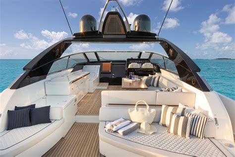 The ultimate open boat, the riva 76 bahamas, has style and sophistication that makes this model one of the real head turners. 2019 Riva 76 ft Yacht For Sale | Allied Marine