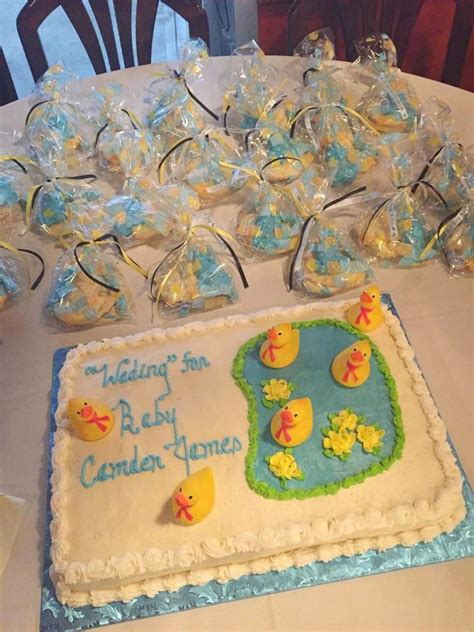 Mama duck baby shower cakes. Wading for baby rubber ducky themed baby shower cake ...