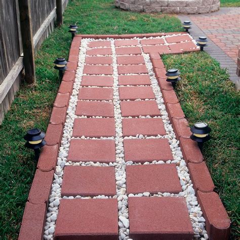 Pin By Zlung Butterz On Front Yards In 2021 Stepping Stone Pathway