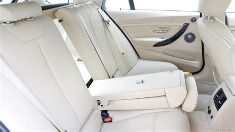 2013 Bmw 3 Series Touring Interior Rear Seats Caricos