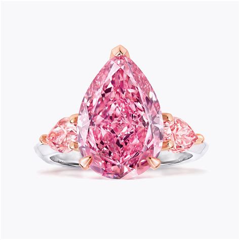 Stunning color distinguishes the natural pink ceylon sapphire in this ring by the famed house of graff. Rare Fancy Coloured Diamond High Jewellery | Graff
