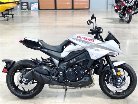 the 2020 suzuki katana is a highly underrated sports motorcycle