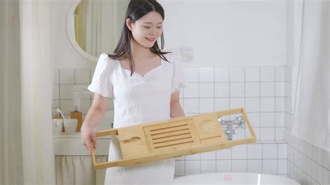 Bamboo Bathtub Shower Bath Caddy Tray With Free Soap Dish Expandable Bath Tub Table Caddy For
