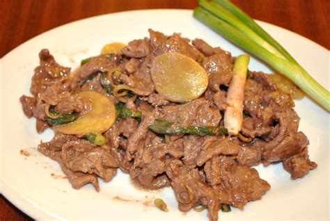 Beef Stir Fry With Ginger And Scallion Recipe