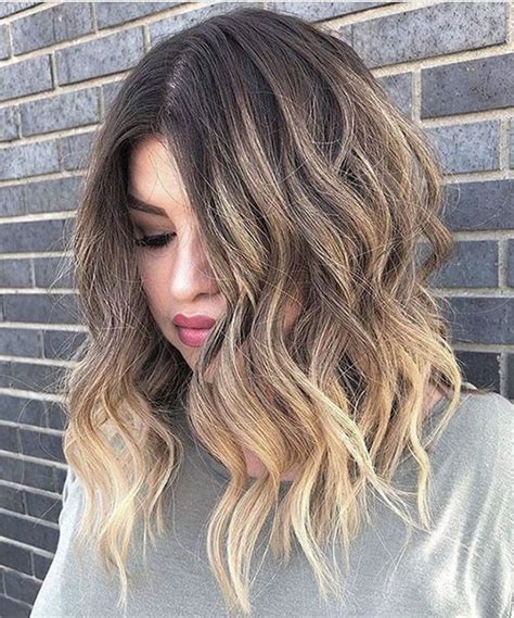 Check spelling or type a new query. 55+ Best short hairstyles for wavy hair - Fashion 2D
