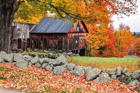 Rustic Barn New Hampshire Autumn Scenic Photograph By
