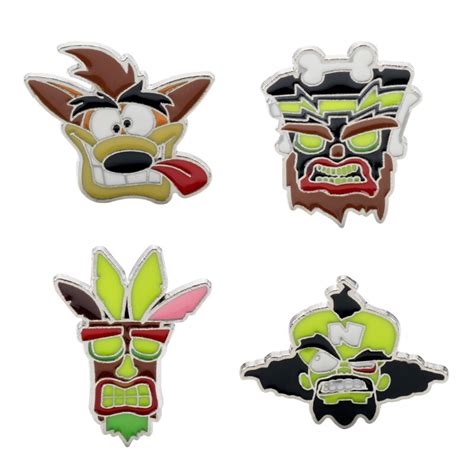 Crash Bandicoot Brooch Creative Jewelry Cartoon Figure Badges Brooches