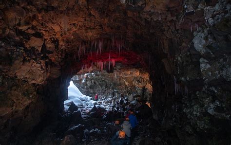 Inside The Lava Tunnel Raufarhólshellir In Iceland Flickr