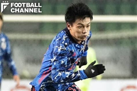 現在は法政大学に所属しながら、 2021年のjリーグ鹿島アントラーズに入団が内定するなど、 世代屈指のストライカー。 昨年、森保監督が日本代表監督に就任し、 五輪の監督の兼用している中、 上田綺世選手は五輪代表では 最多の15得点をあげ、 上田綺世は徹底して自分に矢印を向け「即興でやれるのが代表 ...
