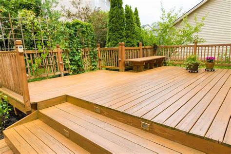 The Best Deck Stain For Your Backyard Deck Diy Painting Tips