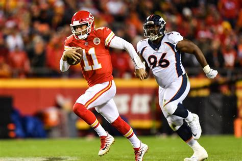 5 Moments That Defined The Sloppy Broncos Vs Chiefs ‘monday Night Football Game