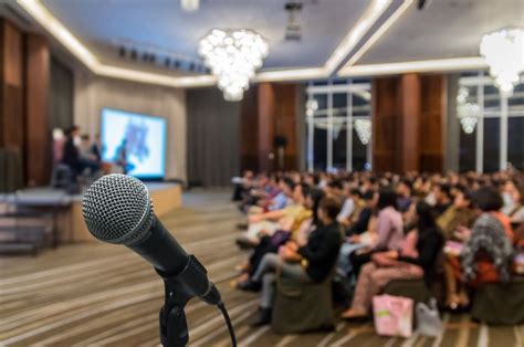 How To Find The Best Public Speaking Classes Comparisonsmaster
