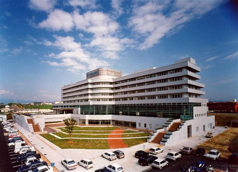 南和歌山病院外観: 建築的こころ