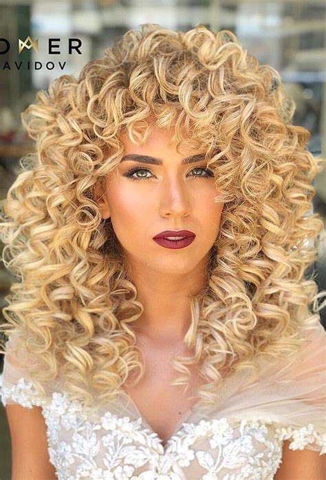 Pin by Dawnna on Curly hairs | Big curls for long hair, Beautiful curly