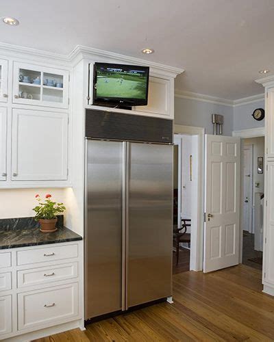Base dimensions 360 mm wide, 270 mm deep. Built-ins frame the kitchen appliances and provide a great ...