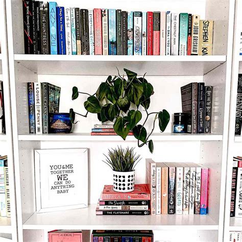 How To Organize Books Functionally And Aesthetically