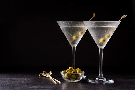 Shaken And Stirred 6 Of The Best Olives For Martinis The Proud Italian