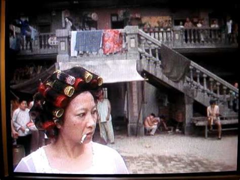 I would have given the film four stars for landlady herself, especially because she is treated as an equal by the male characters. Kung fu hustle: LandLady (UNCENSORED) DUB - YouTube