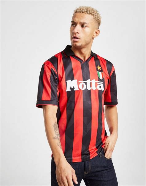 This stream works on all devices including pcs. Shop den Score Draw AC Milan '94 Home Shirt Herren in Rot