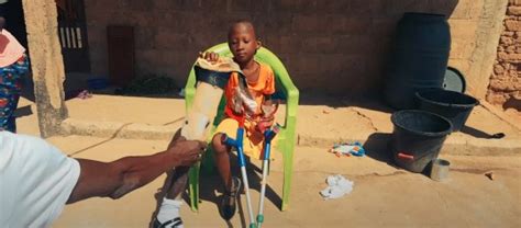 Teen Amputee Donates Prosthetics So Girl In Gambia Can Go To School