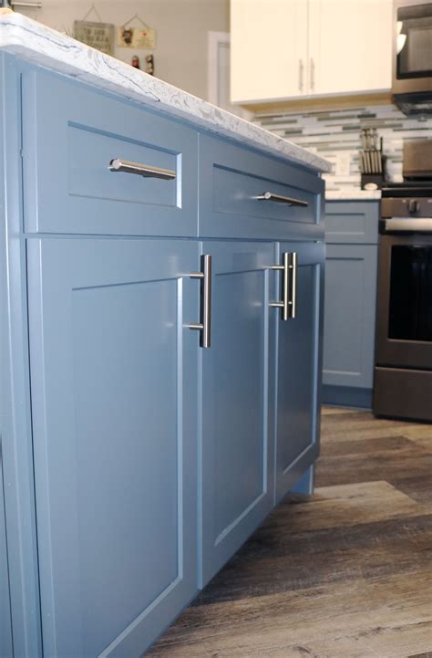 Hi everyone,well, this post started as something else, and the other post is one i want to do. Blue Cabinetry! | Timeless kitchen, Kitchen design, Kitchen layout