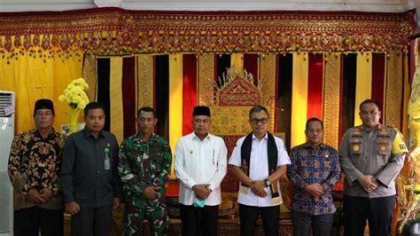 Mempelajari segenap proses penggunaan tenaga manusia sejak penerimaan hingga pemberhentiannya. Bupati Aceh Barat Sambut Kepala BNN Aceh di Meulaboh, Ini Pesannya - Serambi Indonesia