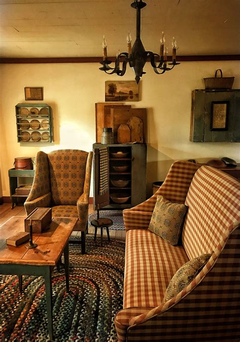 Keeping Room At Peace Manor 🌻 Primitive Living Room Country House
