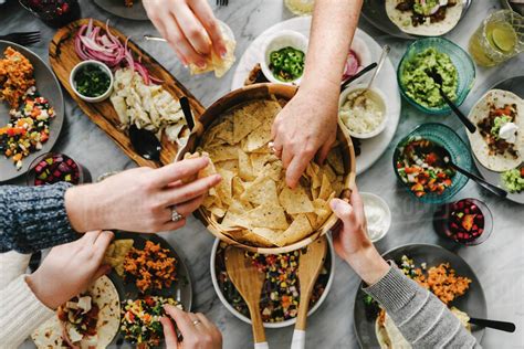 Top 17 Food Bloggers To Follow On Instagram Trendhero