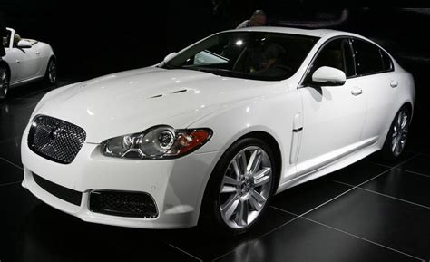 2010 jaguar xfr review 2010 jaguar xfr roadshow. 2010 Jaguar XF / XFR