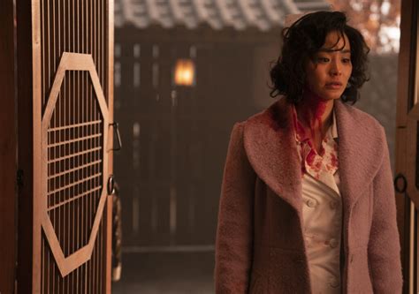 In Complex Lovecraft Country Role Jamie Chung Puts S F Korean School Lessons To Work Datebook