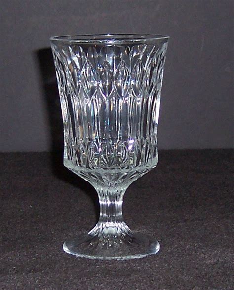 Triple A Resale Clear Glass Goblet
