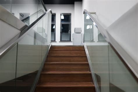 무료 이미지 건축물 집 바닥 건물 실내의 인테리어 디자인 난간 각도 일광 유리 계단 6000x4000