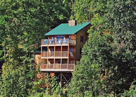 Top 4 Reasons Why Guests Return To Our Cabins In Gatlinburg Tn Each