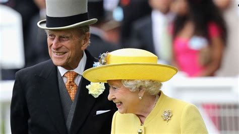 It makes me glad in a way. Er nennt die Queen "Kohlkopf": 5 Fun-Facts zu Prinz Philip ...