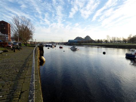 The River Leven At Dumbarton © Thomas Nugent Cc By Sa20 Geograph