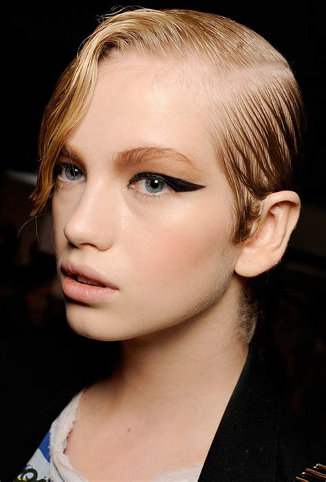 You can use your fingers or a comb depending on the hairstyle you want. Different Stripes: Gelled and Slicked Hairstyles