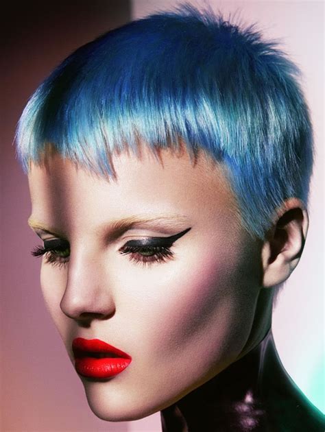 Blue Short Hair Combinations And Pixie Haircut Ideas For Ladies 2019
