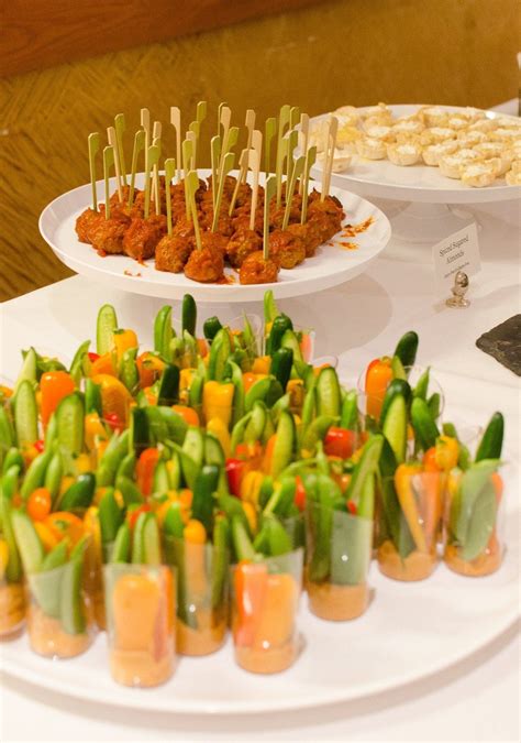 A Diy Wedding Reception For 200 Wedding Reception Food Wedding