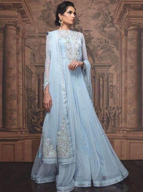 Anarkalis are like the most abused indian wedding guest dresses and iam definitely not being over dramatic. Every Monochromatic Outfit That Has Our Heart | Indian ...
