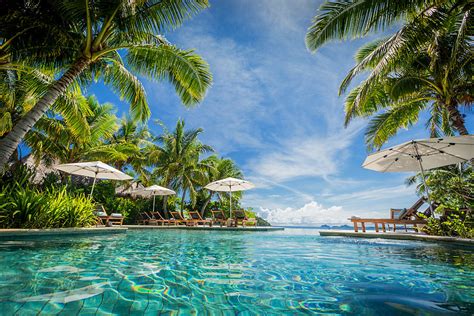 Hotel Review Likuliku Lagoon Resort Malolo Island In Fiji Luxury