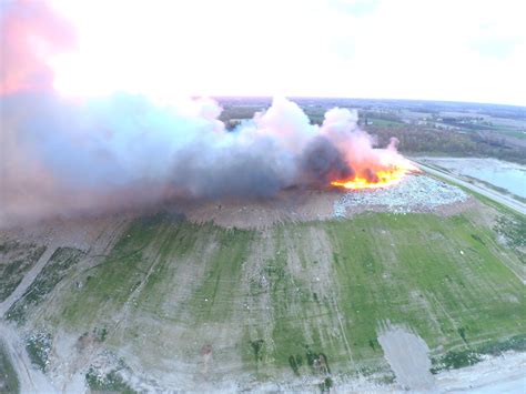 Official Landfill Fire In Elkhart County About 40 Percent Contained Wsbt