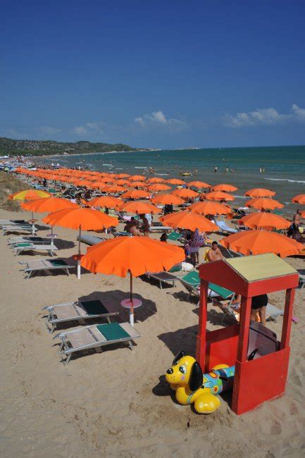 Camping Villaggio Le Diomedee Offerte Per Vacanze Al Mare In Puglia